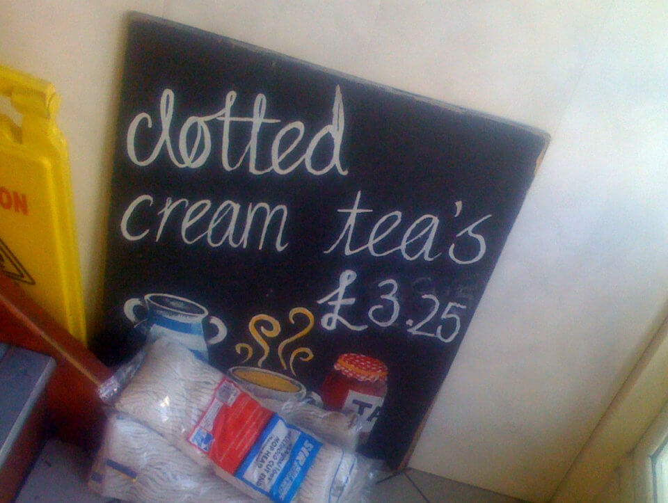 £3.25 belongs to clotted cream teas.